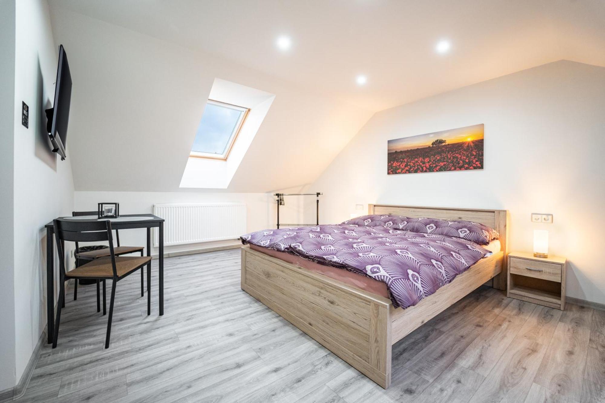 Apartmany Tera Miletín Buitenkant foto