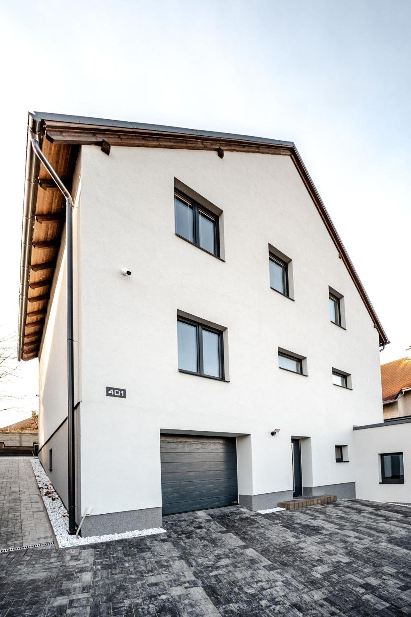 Apartmany Tera Miletín Buitenkant foto